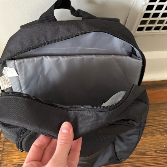 Brand new Targus black backpack with laptop sleeve - Picture 5 of 6